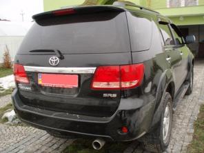 Продам TOYOTA FORTUNER 4.0 V6, 90000 км., черный, 2006 г. (Киев).