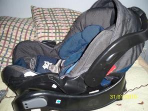 Продам автокресло Graco(0-13кг) 2500р
