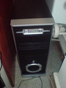 Продам компьютер Athlon X2 dual core 5200+/320Gb/2Gb Ram/video Geforce 8800GT