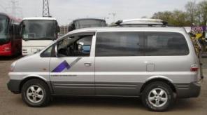 Продаю срочно автомобиль Hyundai Starex H-1.