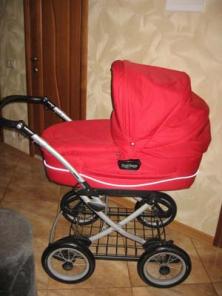 Продам коляску Peg-Perego Culla Corallo 2009