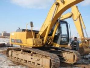 Гусеничный экскаватор CLG 225С,