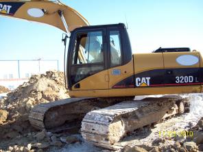   Caterpillar 320DL
