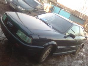 срочно продам AUDI 80