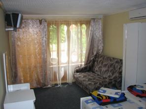 Отдых в Судаке 2010, пансионат Ласточкино гнездо
