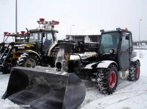 Телескопический погрузчик : Bobcat 3093CD Год- 2003