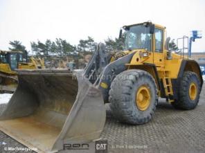 фронтальный колесный погрузчик : Volvo L220E Год — 2004