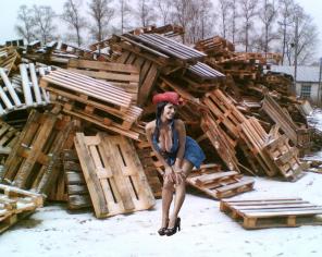 куплю поддоны БУ Киев