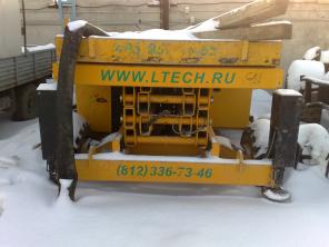 Ножничный дизельный подъемник Haulotte H 12 SX 2007 года выпуска, высота подъема 12 метров, г/п 900 кг, наработка min, состояние идеальное, продается срочно, торг