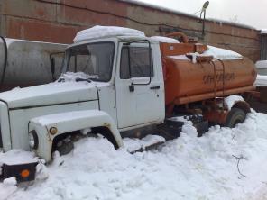 Бензовоз АЦ-4,9 на шасси ГАЗ-3307 2004 года выпуска, пробег 35 тыс км, состояние хорошее, продается срочно