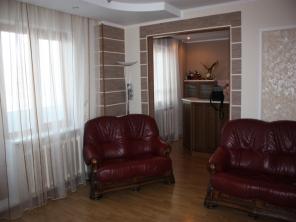 Продам 6-комнатную квартиру на Л.Кецховели