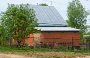Продам дачу Симферопольское ш. 35 км. от МКАД, в центре д.Сидориха