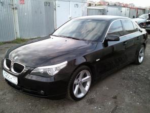 продам автомобиль BMW 520i