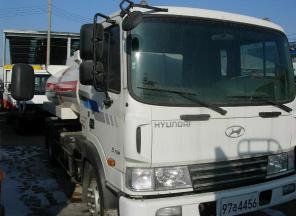 бензовоз 2007г, 5 месяц, Hyundai 5т, бочка на 8000л, 4 танка по 2000л,