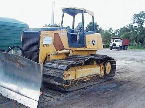 2006 Deere 850J LGP