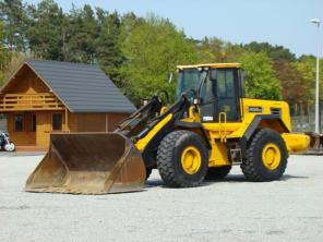 JCB - 456 e HT (фронтальный погрузчик) Год выпуска:2006
