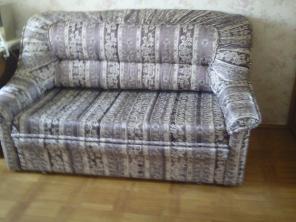 Продам недорого диван