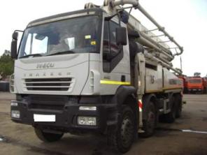 Бетононасос SERMAC на шасси Iveco