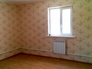 Дом с участком гаражем и всеми коммуникациями