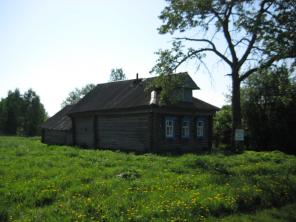 Продам дом бревенчатый в хорошем состоянии в Ярославской обл.