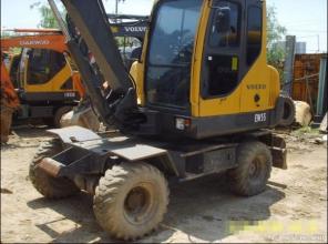 экскаватор VOLVO EW55 2001 года