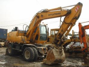 корейский колесный экскаватор Hyundai Robex 1300W 2003г.