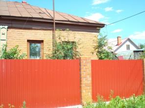 Продам 1/2 дома в г. Серпухов, ул. Центральная.