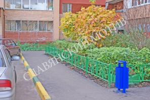 Газонные ограждения, заборы, ограды.