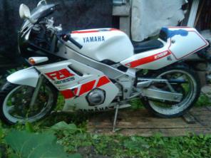  yamaha fzr 400
