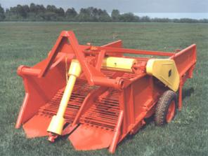 Продажа: картофелекопатель навесной 2-рядный для МТЗ-82