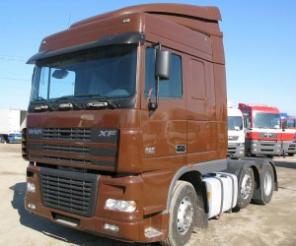 Тягач DAF XF 95.430. Год выпуска: 2006. Пробег: 502 900 км.
