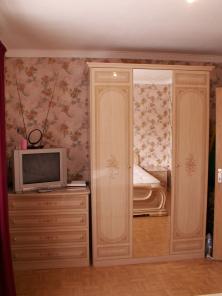 Продам мебель для спальни и аквариум
