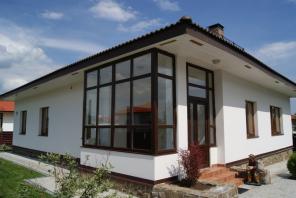 Уютный дом горнолыжного курорта на Дмитровке.