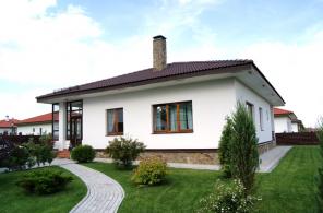 Уютный дом горнолыжного курорта на Дмитровке.