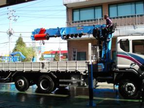 грузовик Daewoo Novus с буровой установкой 2010г