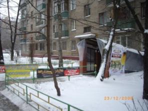 Торговый центр, цоколь, 100 кв.м.