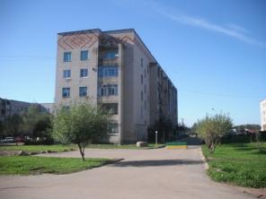 Продаю 4-х комнатную квартиру в г.Валдай(Новгородская обл.)