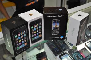 Bonaza! Bonaza! Bonaza! Iphone на 32 ГБ 4G купить 3 получить 1 бесплатно