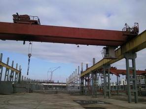 Продам козловой кран и два мостовых крана по цене 500 000 руб/шт