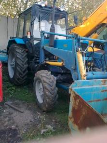 Продам МТЗ с навесным оборудованием.