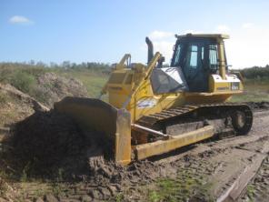 Бульдозер Komatsu D65EX