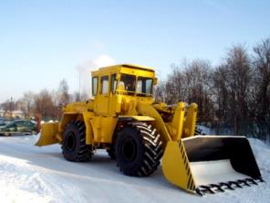 Поставка тракторов К-701, К-702, К-703, УДМ, БКУ, ДМ-15