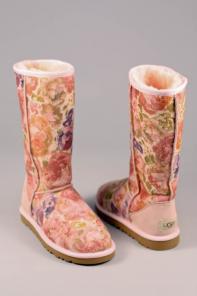 Стильные, модные и удобные сапожки Uggaustralia