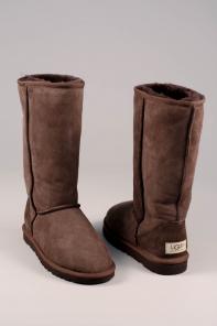 Стильные, модные и удобные сапожки Uggaustralia
