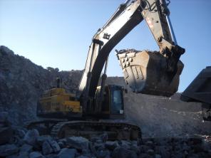 Экскаватор гусеничный VOLVO EC700BLC, ковш 4,5 м3