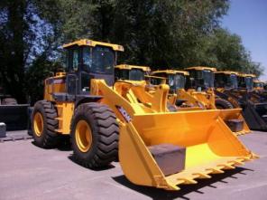 Фронтальный погрузчик LW500F