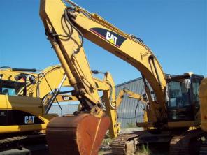 Гусеничный экскаватор CATERPILLAR 320DL