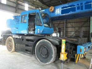 Кран колесный KATO KR25HV3