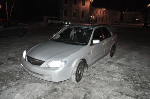 Mazda 323 2001 года, пробег 163000 км., состояние ОТЛИЧНОЕ