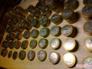 Продам 10-ки юбилейные России по 30 рублей! 5000 шт...
